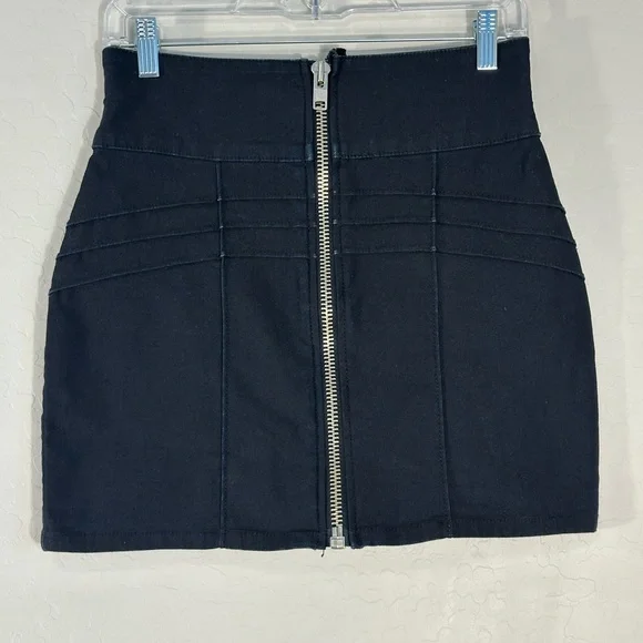 Kill City The Original Cult Goth Full Zip Black Mini Skirt size 4 - Picture 1 of 5